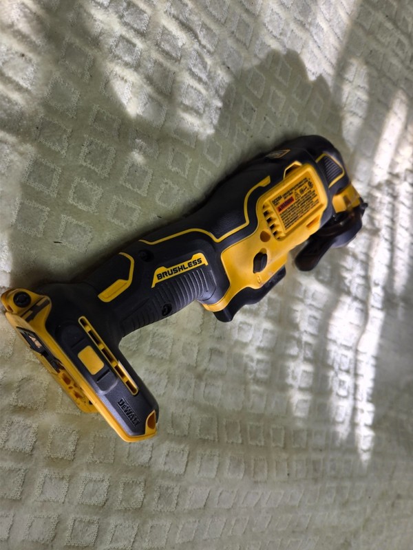 DeWALT DCS354 20V MAX Atomic Brushless Oscillating Multi-Tool Saw Tool Only gallery