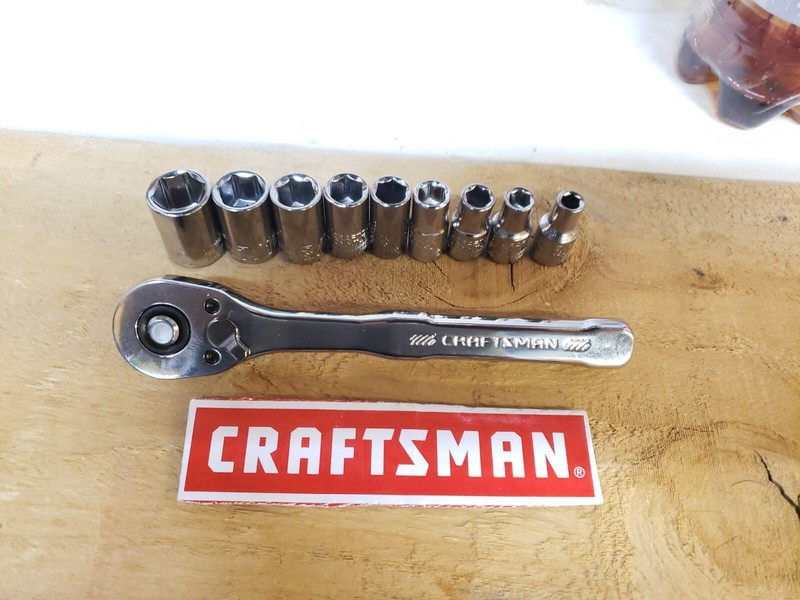 9 Craftsman 1/4″ Sae Sockets + Low 1/4″ dr ratchet Cmmt86721