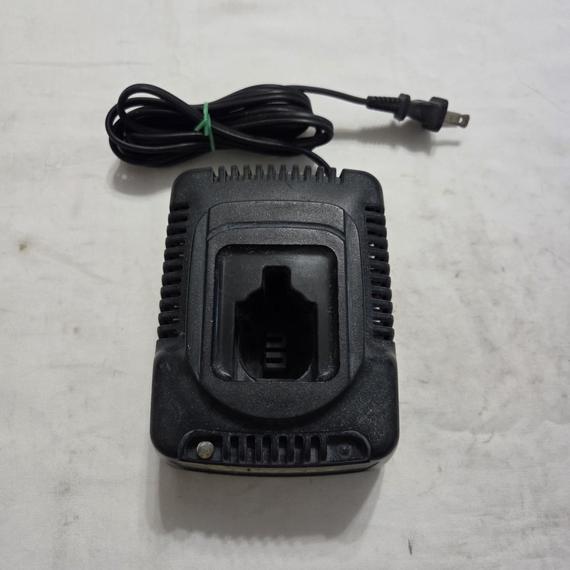 DeWalt DW9116 1 Hour NiCd Battery Charger 9.6V - 18V - Tested & Working gallery