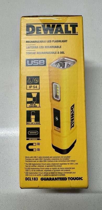 DeWALT DCL183 Rechargeable LED Flashlight, USB-C Charging, IP54, 1000 lumens