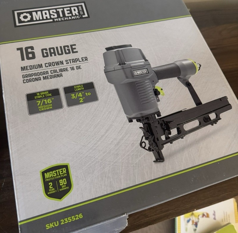 Master Mechanic MMSS50 16-Gauge Straight Medium Crown Stapler 100 psi