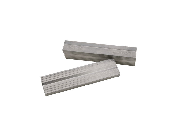 Wilton — A5 Replacement Magnefix Aluminum Jaw Caps with 5 in Jaw Opening, Pair