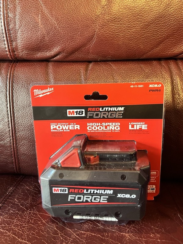 NEW N PACK Milwaukee Genuine M18 Forge 48-11-1881 8.0 AH Battery 18V Red Lithium