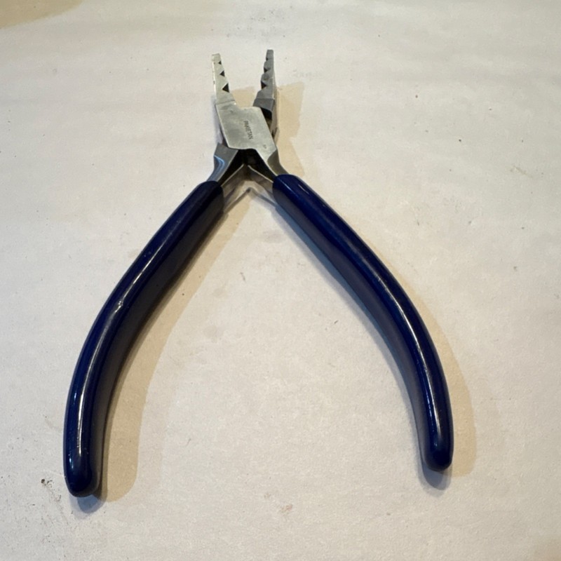 Pakistan 6in Flat Nose tube holding wire cutting Pliers Steel Grip Handles