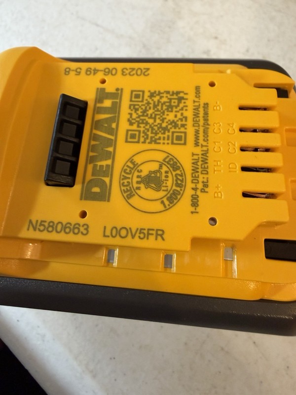 DEWALT FLEXVOLT 20V/60V MAX Lithium-Ion 12.0Ah Battery DCB612 gallery