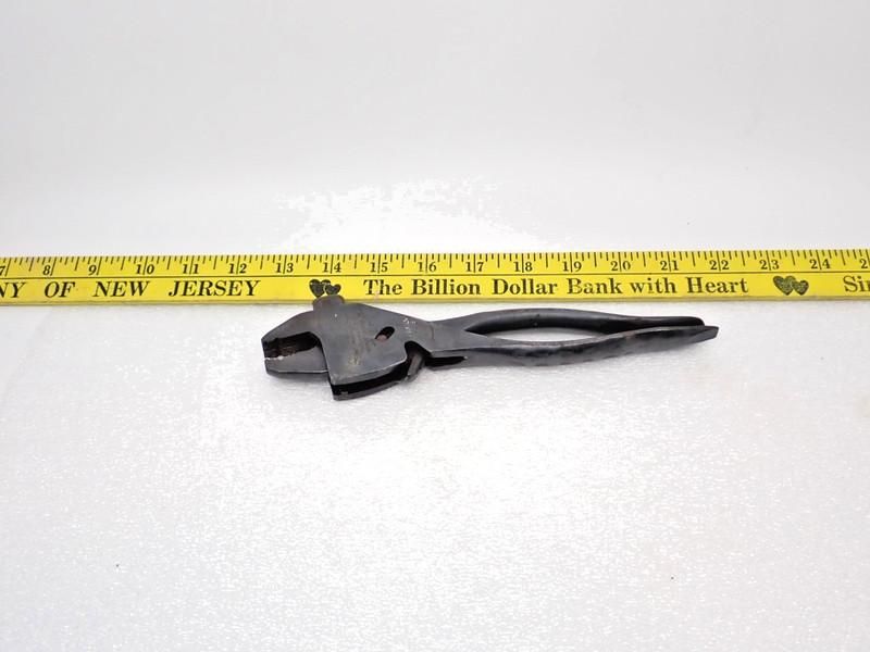 Vintage Eiffel Geared Plierench 81/2″-44 made by Amer. Plierench Corp USA