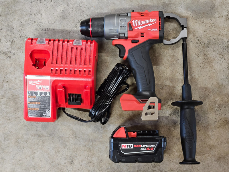 Milwaukee M18 FUEL Brushless 1/2″ Hammer Drill w/ 4aH Battery Model# 2904-20