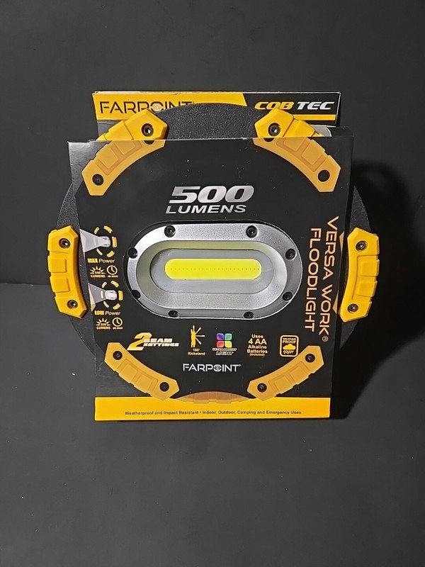 Farpoint Versa Work Floodlight 500 Lumens Weather Proof 180° Kickstand COB TEC