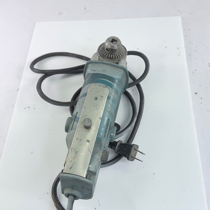 Makita DA3000R 3/8" Variable Speed Reversible Right Angle Drill 1400 RPM Corded gallery