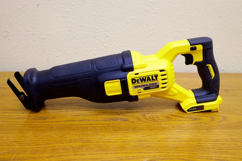DEWALT DCS389B 60V MAX FLEXVOLT 1-1/8″ Cordless Reciprocating Saw